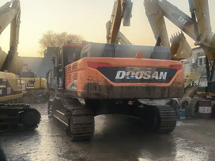 Original Doosan Dx420 Used Excavator/few Working Hours Used 420 Doosan Excavator Dx420 In Stock - Верижен багер: снимка 2 Original Doosan Dx420 Used Excavator/few Working Hours Used 420 Doosan Excavator Dx420 In Stock - Верижен багер: снимка 2