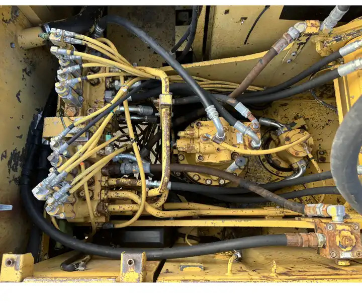 Original Japan Caterpillar Hydraulic Crawler Digger Cat320d Used Excavator Cat 320bl/325D/330bl/336D - Верижен багер: снимка 3 Original Japan Caterpillar Hydraulic Crawler Digger Cat320d Used Excavator Cat 320bl/325D/330bl/336D - Верижен багер: снимка 3