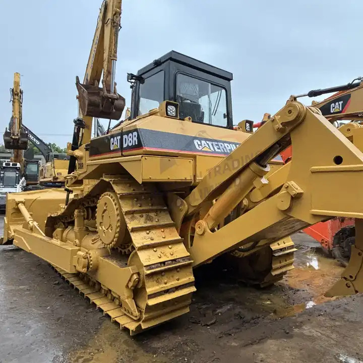 Original Second Hand Cat Bulldozer Caterpillar D8r 40 Tons Bulldozer with Good Quality in Low Price for Sale - Булдозер: снимка 1 Original Second Hand Cat Bulldozer Caterpillar D8r 40 Tons Bulldozer with Good Quality in Low Price for Sale - Булдозер: снимка 1