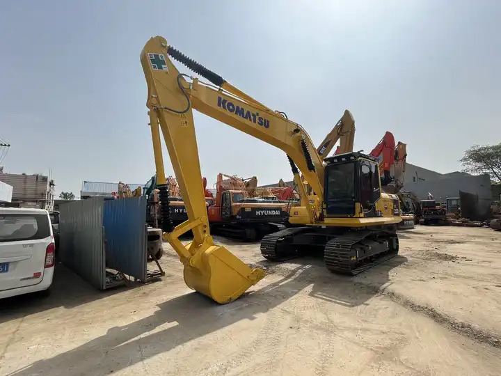 PC220-8 USED EXCAVATOR Good Condition Komatsu PC 200 Original Japan Cheap Used Excavators Used Original Japan Komatsu pc200-8 - Верижен багер: снимка 2 PC220-8 USED EXCAVATOR Good Condition Komatsu PC 200 Original Japan Cheap Used Excavators Used Original Japan Komatsu pc200-8 - Верижен багер: снимка 2