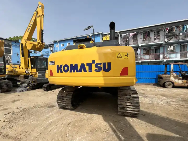 PC220-8 USED EXCAVATOR Good Condition Komatsu PC 200 Original Japan Cheap Used Excavators Used Original Japan Komatsu pc200-8 - Верижен багер: снимка 5 PC220-8 USED EXCAVATOR Good Condition Komatsu PC 200 Original Japan Cheap Used Excavators Used Original Japan Komatsu pc200-8 - Верижен багер: снимка 5