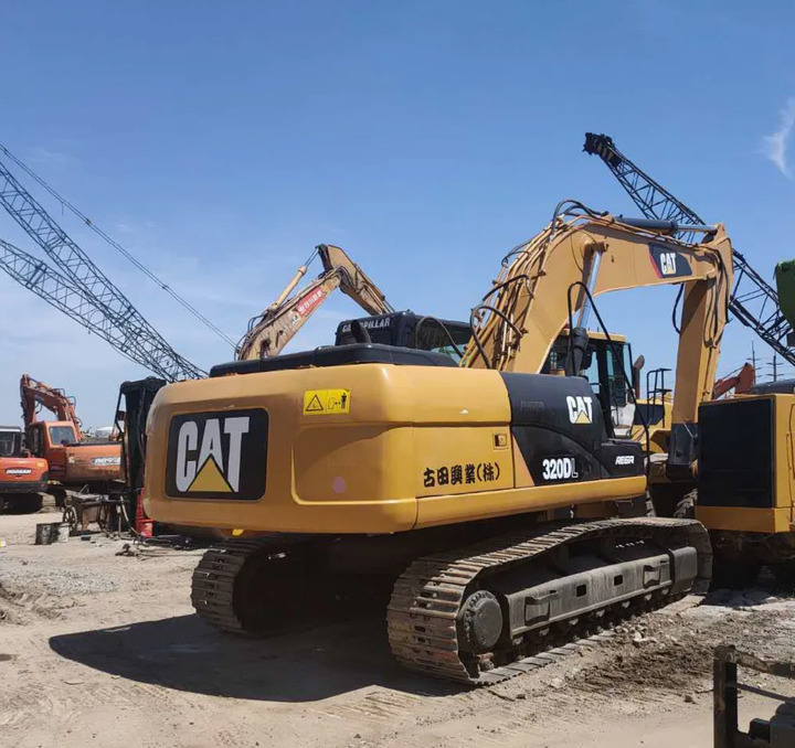 Used 20ton Excavator Original Crawler excavator Second-Hand Digger Machine Cat 320D 325 330D 336d Used Cat Excavator - Верижен багер: снимка 1 Used 20ton Excavator Original Crawler excavator Second-Hand Digger Machine Cat 320D 325 330D 336d Used Cat Excavator - Верижен багер: снимка 1