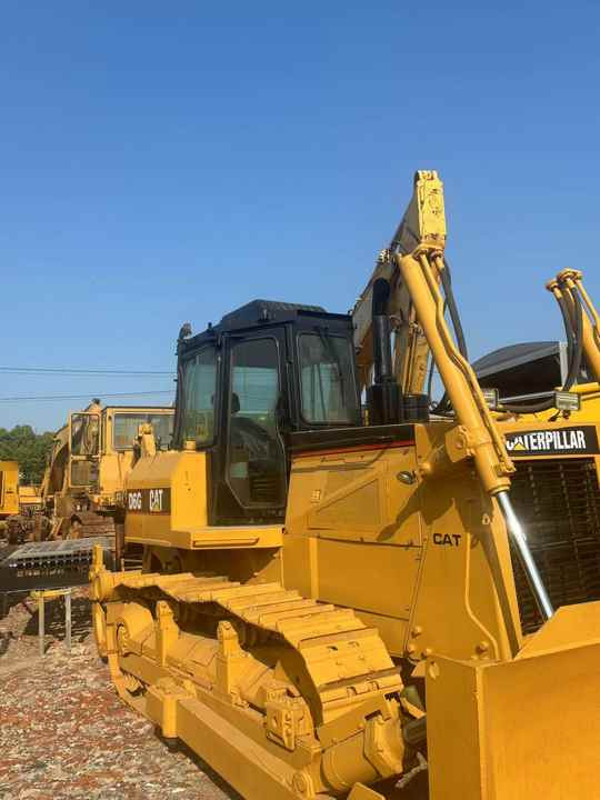 Used Cat D6g Bulldozer of Second Hand CAT D6D D6G D6R Dozer for Sale - Булдозер: снимка 3 Used Cat D6g Bulldozer of Second Hand CAT D6D D6G D6R Dozer for Sale - Булдозер: снимка 3