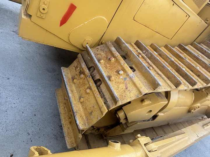 Used Caterpillar bulldozer CAT D8R on sale - Булдозер: снимка 5 Used Caterpillar bulldozer CAT D8R on sale - Булдозер: снимка 5