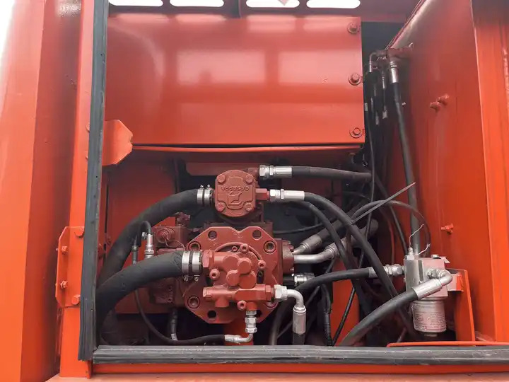 Used Doosan Dh150W-7 Medium 15 Ton Second-Hand Construction Machinery Doosan 60W/150W/210W in Stock - Багер: снимка 5 Used Doosan Dh150W-7 Medium 15 Ton Second-Hand Construction Machinery Doosan 60W/150W/210W in Stock - Багер: снимка 5