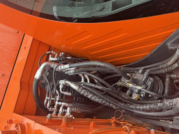 Used Excavator Doosan DX75-9C Second-hand Excavator Digger DX75-9C Compact Shovel Crawler Doosan 75 Excavator Doosan Dx75-9C - Верижен багер: снимка 2 Used Excavator Doosan DX75-9C Second-hand Excavator Digger DX75-9C Compact Shovel Crawler Doosan 75 Excavator Doosan Dx75-9C - Верижен багер: снимка 2