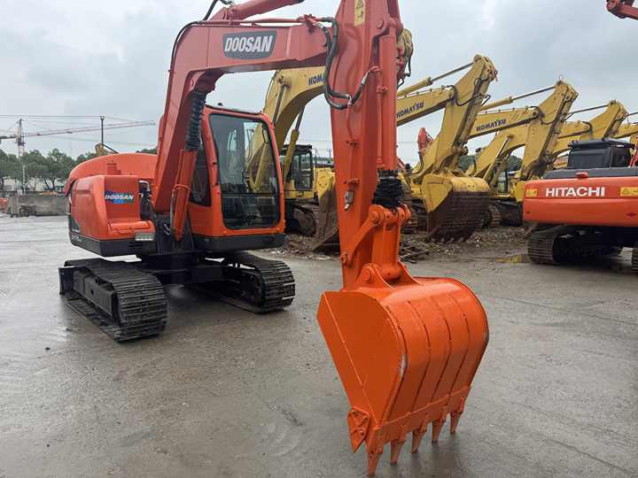 Used Excavator Doosan DX75-9C Second-hand Excavator Digger DX75-9C Compact Shovel Crawler Doosan 75 Excavator Doosan Dx75-9C - Верижен багер: снимка 5 Used Excavator Doosan DX75-9C Second-hand Excavator Digger DX75-9C Compact Shovel Crawler Doosan 75 Excavator Doosan Dx75-9C - Верижен багер: снимка 5