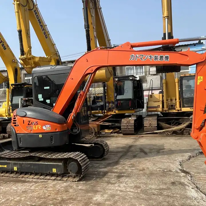 Used Hitachi excavator ZX55UR in good condition for sale - Мини багер: снимка 1 Used Hitachi excavator ZX55UR in good condition for sale - Мини багер: снимка 1