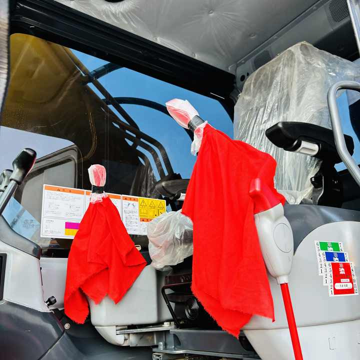 Used Japan Excavator komatsu Pc350 Crawler Excavator/used Heavy Duty Equipment/komatsu Used Excavator Pc350-7 - Верижен багер: снимка 4 Used Japan Excavator komatsu Pc350 Crawler Excavator/used Heavy Duty Equipment/komatsu Used Excavator Pc350-7 - Верижен багер: снимка 4