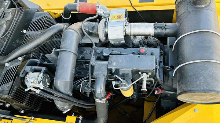 Used Japan Excavator komatsu Pc350 Crawler Excavator/used Heavy Duty Equipment/komatsu Used Excavator Pc350-7 - Верижен багер: снимка 5 Used Japan Excavator komatsu Pc350 Crawler Excavator/used Heavy Duty Equipment/komatsu Used Excavator Pc350-7 - Верижен багер: снимка 5