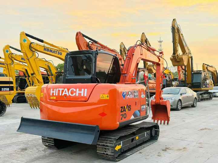 Used Japanese Excavator Hitachi 70 for Sale Hitachi 70 Excavator Hitachi Zx70 - Багер: снимка 5 Used Japanese Excavator Hitachi 70 for Sale Hitachi 70 Excavator Hitachi Zx70 - Багер: снимка 5