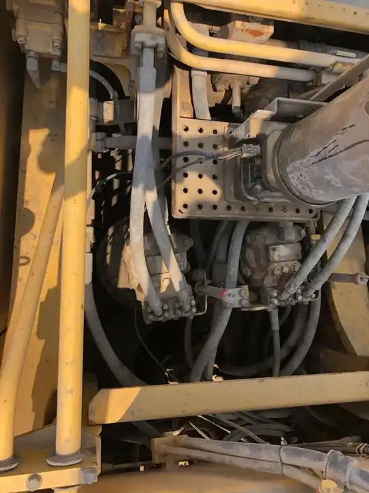 Used Komatsu PC700 Excavator Low Price for Sale Used Excavator PC220 PC200 PC240 PC650 PC700 PC800 - Багер: снимка 2 Used Komatsu PC700 Excavator Low Price for Sale Used Excavator PC220 PC200 PC240 PC650 PC700 PC800 - Багер: снимка 2