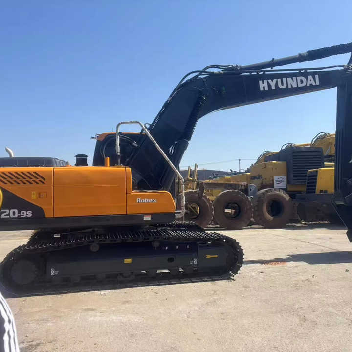 Used Original Korea Multifunction Crawler Excavator Hyundai HX220L High Efficiency Hyundai 225LC 220LC in Good Condition on Sale - Багер: снимка 1 Used Original Korea Multifunction Crawler Excavator Hyundai HX220L High Efficiency Hyundai 225LC 220LC in Good Condition on Sale - Багер: снимка 1