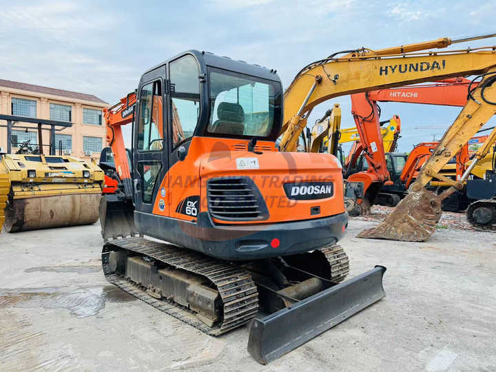 Used excavator doosan dx60 excavators earth-moving machinery doosan dx60 dx80 dx75 dx225 dh60 dh60-7for sale - Верижен багер: снимка 5 Used excavator doosan dx60 excavators earth-moving machinery doosan dx60 dx80 dx75 dx225 dh60 dh60-7for sale - Верижен багер: снимка 5