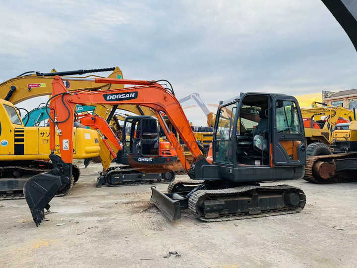 Used excavator doosan dx60 excavators earth-moving machinery doosan dx60 dx80 dx75 dx225 dh60 dh60-7for sale - Верижен багер: снимка 3 Used excavator doosan dx60 excavators earth-moving machinery doosan dx60 dx80 dx75 dx225 dh60 dh60-7for sale - Верижен багер: снимка 3