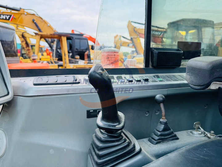 Used excavator doosan dx60 excavators earth-moving machinery doosan dx60 dx80 dx75 dx225 dh60 dh60-7for sale - Верижен багер: снимка 2 Used excavator doosan dx60 excavators earth-moving machinery doosan dx60 dx80 dx75 dx225 dh60 dh60-7for sale - Верижен багер: снимка 2