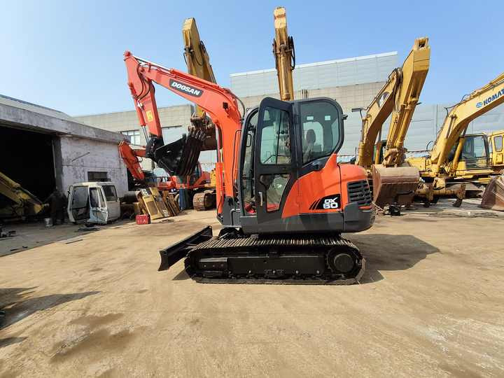 Used excavator doosan dx60 excavators machinery doosan dx60 dx80 dx75 dx225 dh60 dh60-7 excavator - Верижен багер: снимка 4 Used excavator doosan dx60 excavators machinery doosan dx60 dx80 dx75 dx225 dh60 dh60-7 excavator - Верижен багер: снимка 4