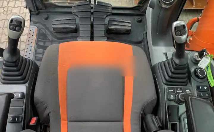 Верижен багер second hand excavator used machinery equipment Doosan dx225 used excavators in stock for sale: снимка 6