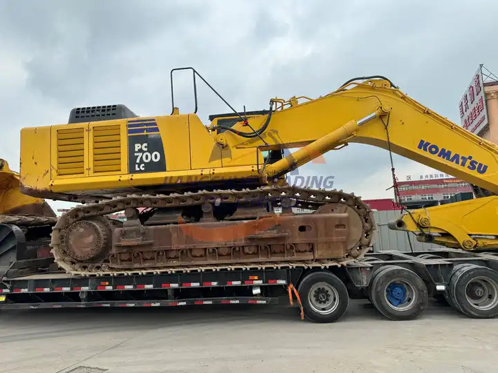 Second hand nice price good condition komatsu pc650 pc600 pc700 65 ton large excavator - Багер: снимка 5 Second hand nice price good condition komatsu pc650 pc600 pc700 65 ton large excavator - Багер: снимка 5