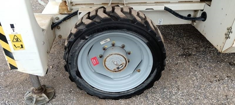 Ножична работна платформа Genie GS3390 - 12,06 m - 4x4 - diesel: снимка 10