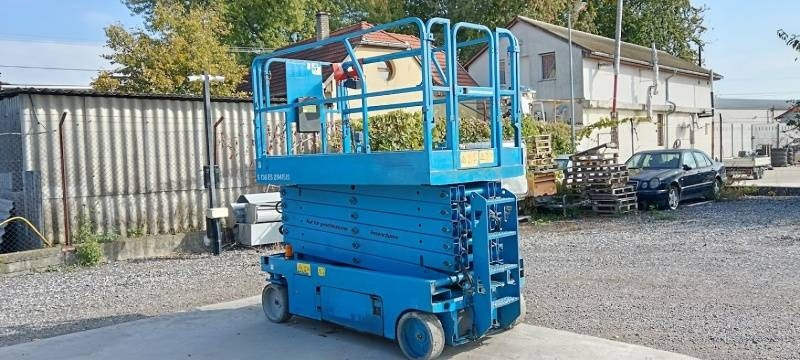 Genie GS4047 - 13,7m - electric  - Ножична работна платформа: снимка 1 Genie GS4047 - 13,7m - electric  - Ножична работна платформа: снимка 1