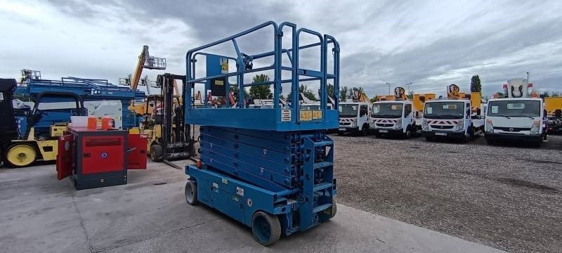 Genie GS4047 - 13,7m - electric - Ножична работна платформа: снимка 1 Genie GS4047 - 13,7m - electric - Ножична работна платформа: снимка 1