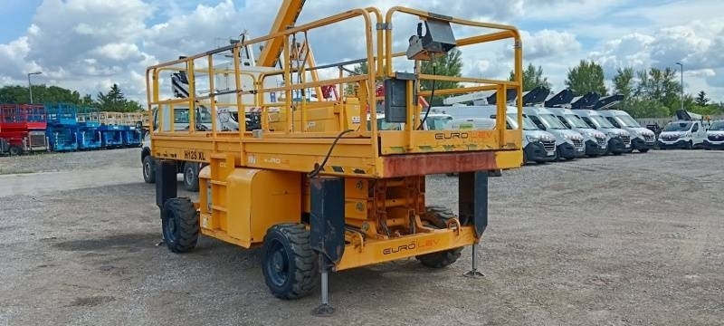 Haulotte H12SXLNT - 12m, 4x4, diesel - Ножична работна платформа: снимка 1 Haulotte H12SXLNT - 12m, 4x4, diesel - Ножична работна платформа: снимка 1