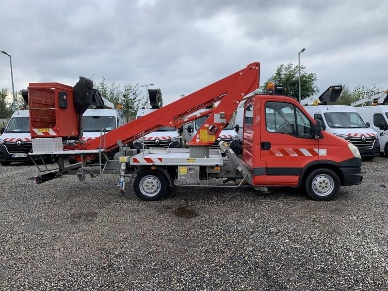 Iveco Daily GSR E179T - 17,1m - 200 kg - Автовишка: снимка 4 Iveco Daily GSR E179T - 17,1m - 200 kg - Автовишка: снимка 4