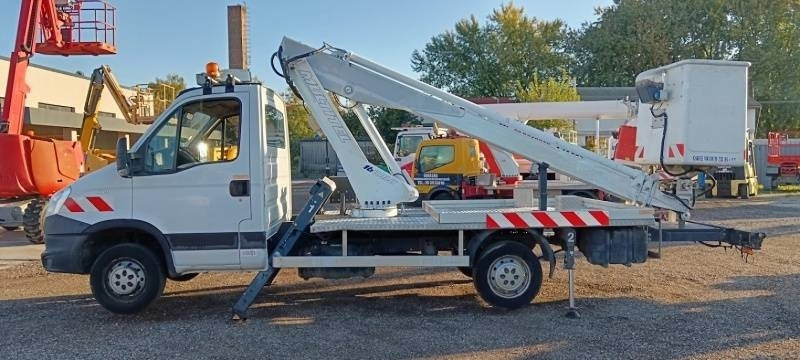 Iveco Daily Multitel 160 ALU DS - 16m - Автовишка: снимка 5 Iveco Daily Multitel 160 ALU DS - 16m - Автовишка: снимка 5