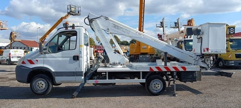 Iveco Daily Multitel 160 ALU DS - 16m - Автовишка: снимка 5 Iveco Daily Multitel 160 ALU DS - 16m - Автовишка: снимка 5