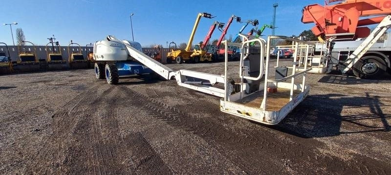 JLG 460SJ - 16,09 m, 230 kg, 4x4 - Артикулираща платформа: снимка 1 JLG 460SJ - 16,09 m, 230 kg, 4x4 - Артикулираща платформа: снимка 1