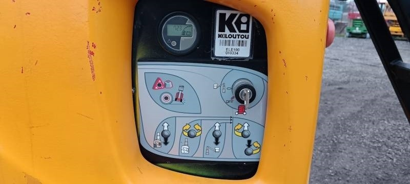 Артикулираща платформа Manitou 100VJR Evolution - 9,9 m - electric: снимка 13 Артикулираща платформа Manitou 100VJR Evolution - 9,9 m - electric: снимка 13