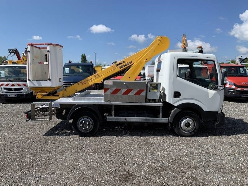 Nissan Cabstar France Elevateur Topy 11 - 11 m - Автовишка: снимка 4 Nissan Cabstar France Elevateur Topy 11 - 11 m - Автовишка: снимка 4