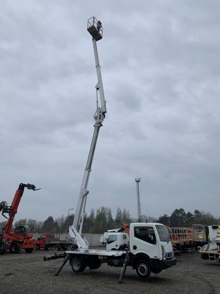 Автовишка Nissan Cabstar Multitel HX195 - 19,5m: снимка 11