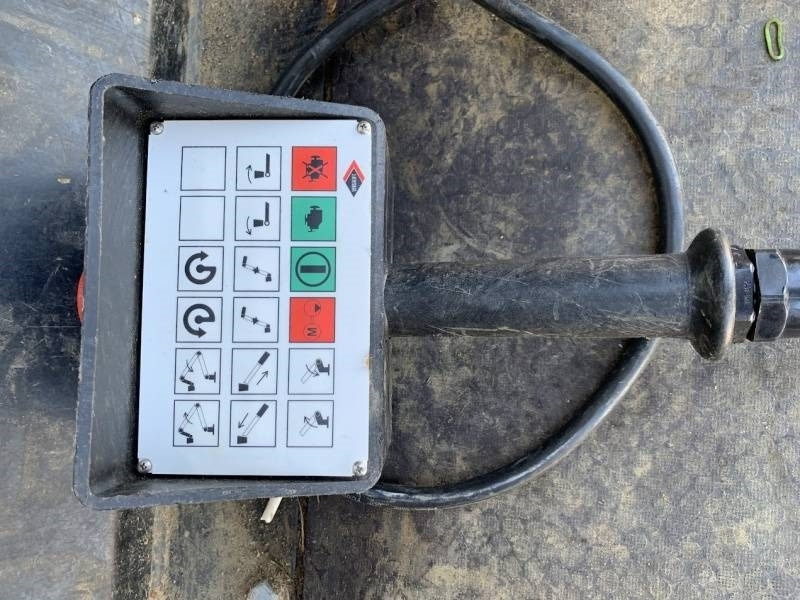 Лизинг на Renault Master Versalift ETL-32-125 - 12,5 m - 120kg  Renault Master Versalift ETL-32-125 - 12,5 m - 120kg: снимка 13 Лизинг на Renault Master Versalift ETL-32-125 - 12,5 m - 120kg  Renault Master Versalift ETL-32-125 - 12,5 m - 120kg: снимка 13