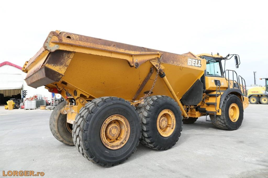 Bell B 30 E - Съчленен самосвал: снимка 3 Bell B 30 E - Съчленен самосвал: снимка 3