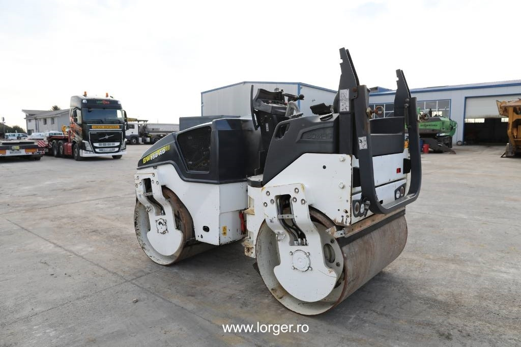 Bomag BW 138 AD-5  - Пътен валяк: снимка 5 Bomag BW 138 AD-5  - Пътен валяк: снимка 5