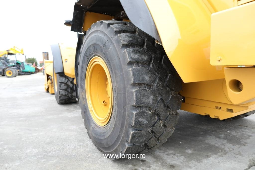 Колесен товарач CAT 938 M: снимка 12