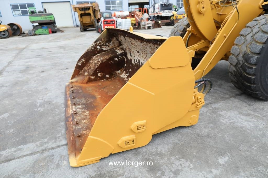 Колесен товарач CAT 938 M: снимка 8