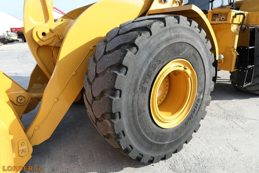 Колесен товарач CAT 966 K: снимка 16