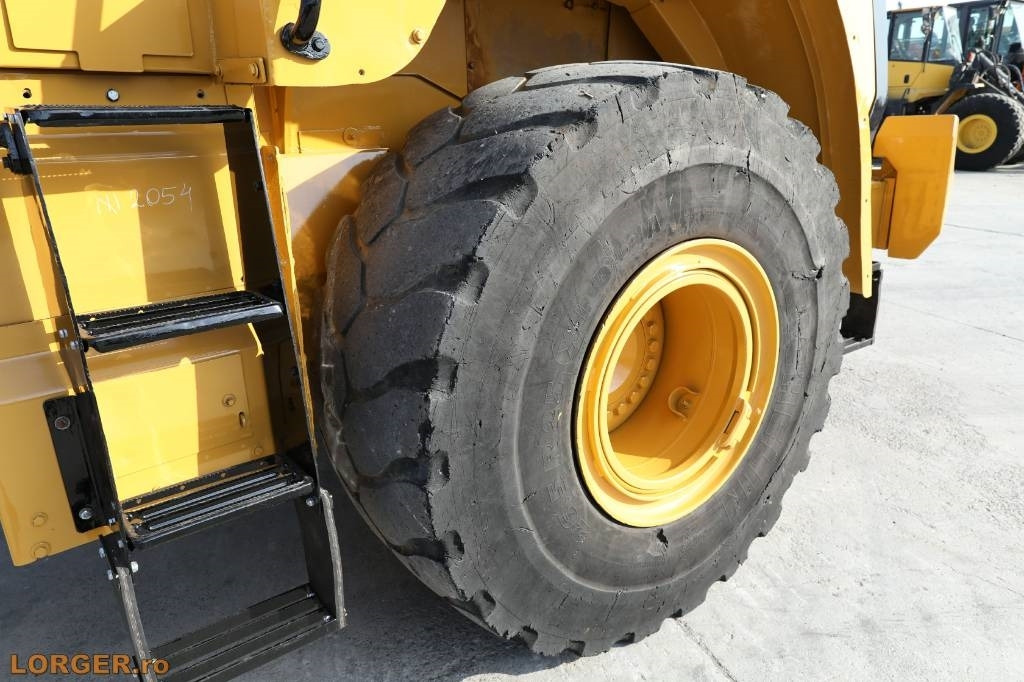 Колесен товарач CAT 966 K: снимка 17