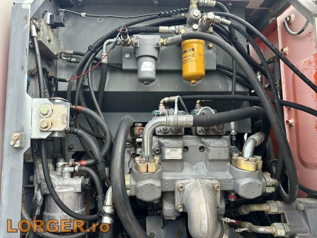 Колесен багер Hitachi ZX 140 W-3: снимка 13