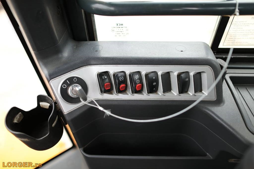 Колесен товарач Hyundai HL 955 A: снимка 13 Колесен товарач Hyundai HL 955 A: снимка 13