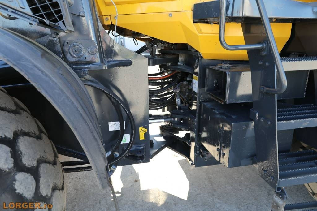 Лизинг на Komatsu WA 380-8EO  Komatsu WA 380-8EO: снимка 17