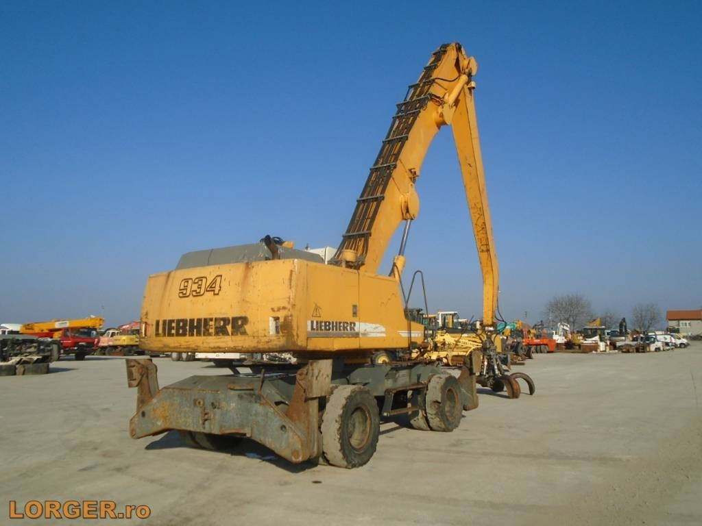 Liebherr A 934 B - Багер за манипулиране на материали: снимка 4 Liebherr A 934 B - Багер за манипулиране на материали: снимка 4