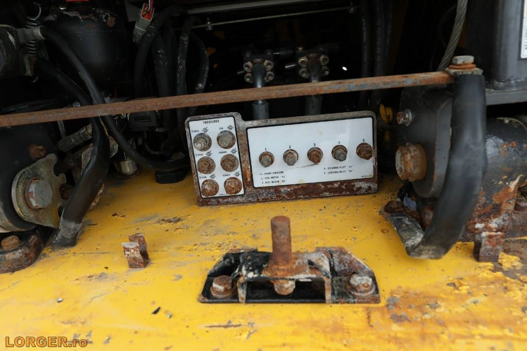 Лизинг на New Holland D 180 New Holland D 180: снимка 22 Лизинг на New Holland D 180 New Holland D 180: снимка 22