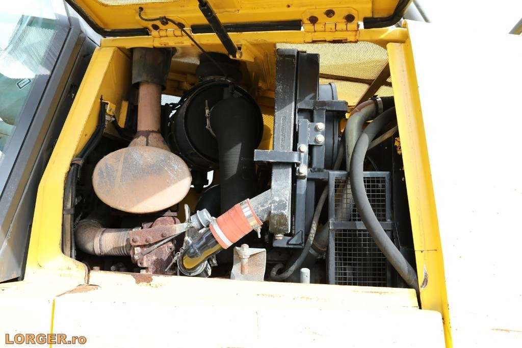 Лизинг на New Holland D 180 New Holland D 180: снимка 8 Лизинг на New Holland D 180 New Holland D 180: снимка 8