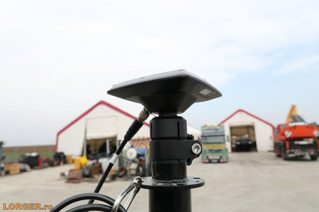 Грейдер New Holland F 156.6 A with 3D GPS System: снимка 7