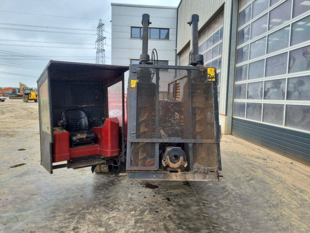 Toro DD4045 - Машина за хоризонтално-насочено сондиране: снимка 4 Toro DD4045 - Машина за хоризонтално-насочено сондиране: снимка 4