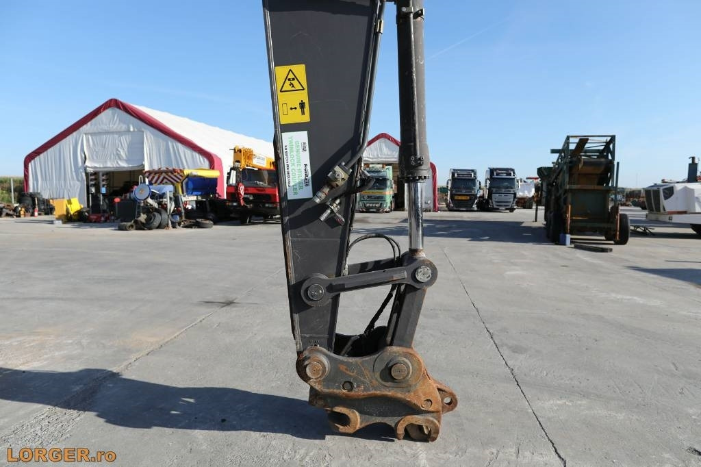 Верижен багер Volvo EC 300 EL: снимка 9